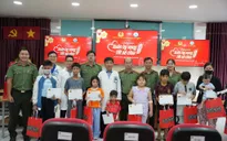 Công an TP Hồ Chí Minh chăm lo Tết cho bệnh nhi, Mẹ Việt Nam anh hùng