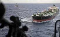 Mỹ bắt giữ tàu chở dầu bị trừng phạt ở Ấn Độ Dương 