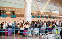 Sân bay Tân Sơn Nhất đón hơn 160.000 khách, cao nhất lịch sử