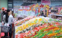 Sắm Tết, người dân "mua để dùng" thay vì "mua để có không khí Tết"