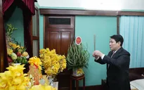 Chủ tịch nước Lương Cường dâng hương tưởng niệm Chủ tịch Hồ Chí Minh tại Nhà 67