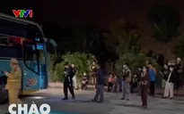 Xe khách 23 chỗ bị tước phù hiệu vẫn hoạt động, nhồi nhét 45 người