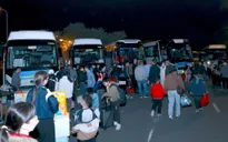 Hà Nội tổ chức 26 chuyến xe miễn phí đưa 1.200 công nhân về quê đón Tết