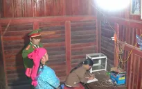 Mùa xuân đầu tiên có điện của đồng bào Mông ở Điện Biên