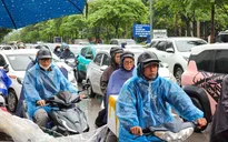 Đêm giao thừa, Bắc Bộ và Trung Bộ có mưa vài nơi, Tây Nguyên, Nam Bộ ít mưa