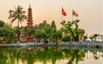 Đi lễ chùa đầu năm: Lưu ý giữ sức khỏe cho người cao tuổi và trẻ nhỏ