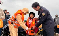 Đảm bảo an toàn giao thông đường thủy tại các lễ hội rước nước đầu xuân