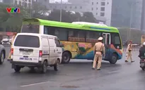 Xử phạt hàng loạt xe khách dừng đỗ, đón trả khách sai quy định ở Hà Nội