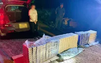 Tin báo của người dân giúp triệt phá vụ vận chuyển gần 300 cây thuốc lá lậu