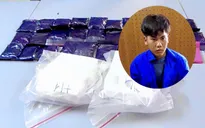 Bắt đối tượng vận chuyển 2 bánh heroin, 6.000 viên ma túy tổng hợp