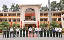 Chủ tịch Quốc hội Trần Thanh Mẫn thăm, làm việc với Sư đoàn 9