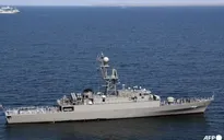 Mỹ bắn chìm tàu chiến Iran ngoài khơi Sri Lanka, gần 150 người mất tích