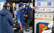 Giá xăng dầu tăng mạnh, thị trường Hà Nội vẫn ổn định