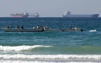 Iran tuyên bố tiếp tục phong tỏa vận chuyển dầu mỏ tại eo biển Hormuz