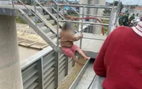 Giải cứu phụ nữ mang thai định nhảy cầu tự tử ở Thanh Hóa