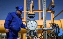 Ứng phó nguy cơ thiếu hụt dầu khí