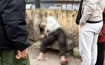 Phát hiện người đàn ông tử vong nằm bên đường ở Hà Nội