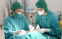 Đừng chủ quan với vết xước ở mắt