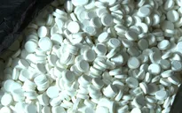 Chiêu trò sản xuất thuốc giả: Trộn tân dược, gắn mác “đông y gia truyền” để bán trên mạng