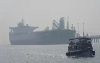 Iran cho phép 2 tàu chở dầu Ấn Độ đi qua eo biển Hormuz 