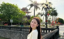 Điểm tin sao Việt: O Hồng của 'Mưa đỏ' về thăm thành cổ Quảng Trị