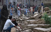 Bão lớn hoành hành tại Karachi (Pakistan) khiến ít nhất 15 người thiệt mạng 