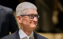 CEO Apple bác tin đồn nghỉ hưu