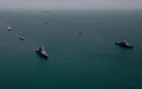 Iran cho phép một số tàu chở ngũ cốc đi qua eo biển Hormuz