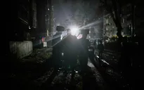 Iran tấn công gần cơ sở hạt nhân của Israel, lần đầu tiên phóng tên lửa tầm xa 