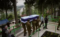 Israel không kích “trái tim” của Tehran, hạ sát thêm quan chức Iran