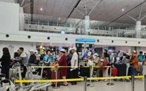 Hành khách “chốt” vé máy bay sớm dịp nghỉ lễ 30/4 - 1/5