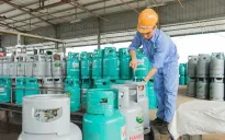 Giá gas tăng tới 90.000 đồng/bình 12 kg