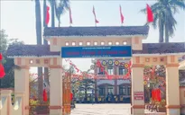 Tạm đình chỉ công tác hiệu trưởng trường tiểu học để điều tra dấu hiệu “chạy” hợp đồng