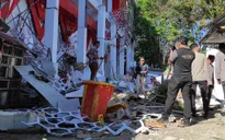 Động đất mạnh ở Indonesia gây sóng thần