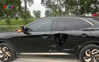 Xe đầu kéo vượt ẩu gây va chạm, cảnh báo nguy cơ tai nạn từ xe tải nặng