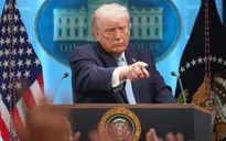 Tổng thống Trump đe dọa phá hủy các nhà máy điện và cầu đường của Iran trong vài giờ 