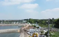 Khẩn trương khắc phục sạt lở kênh Tân Thành (Đồng Tháp)