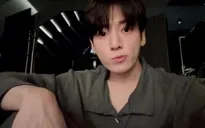 Jungkook (BTS) xin lỗi vì buổi livestream gây tranh cãi
