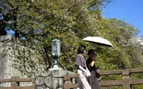 Nhiều khu vực tại Nhật Bản ghi nhận nắng nóng trái mùa