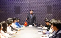 Chủ tịch Quốc hội Trần Thanh Mẫn gặp Hội sinh viên và các lưu học sinh tiêu biểu của Việt Nam tại Italy