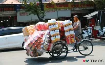 Nắng nóng bao trùm nhiều khu vực, Tây Bắc Bộ chiều tối mưa dông vài nơi