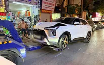 Nữ tài xế điều khiển ô tô gây tai nạn liên hoàn trên phố Doãn Kế Thiện