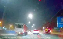 Xử phạt nhiều tài xế vượt ẩu nguy hiểm từ clip người dân cung cấp