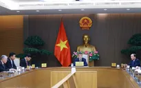 Thủ tướng Lê Minh Hưng điện đàm với Thủ tướng Singapore