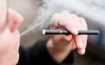 Cho hút thuốc lá điện tử tại chỗ có thể bị phạt tới 10 triệu đồng