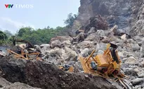 Thái Nguyên: Sạt lở hàng trăm nghìn khối đất đá tại mỏ đá Nà Cà, máy móc bị vùi lấp