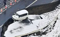 Động đất rất mạnh tại Nhật Bản, sóng thần cao tới 3 mét