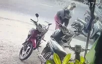 Điều tra vụ người phụ nữ bị hành hung giữa đường ở Gia Lai