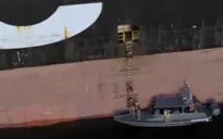 Iran công bố video đặc nhiệm kiểm soát tàu hàng tại eo biển Hormuz