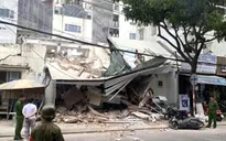 Tháo dỡ công trình làm sập nhà dân ở Đà Nẵng, nhiều căn liền kề hư hỏng